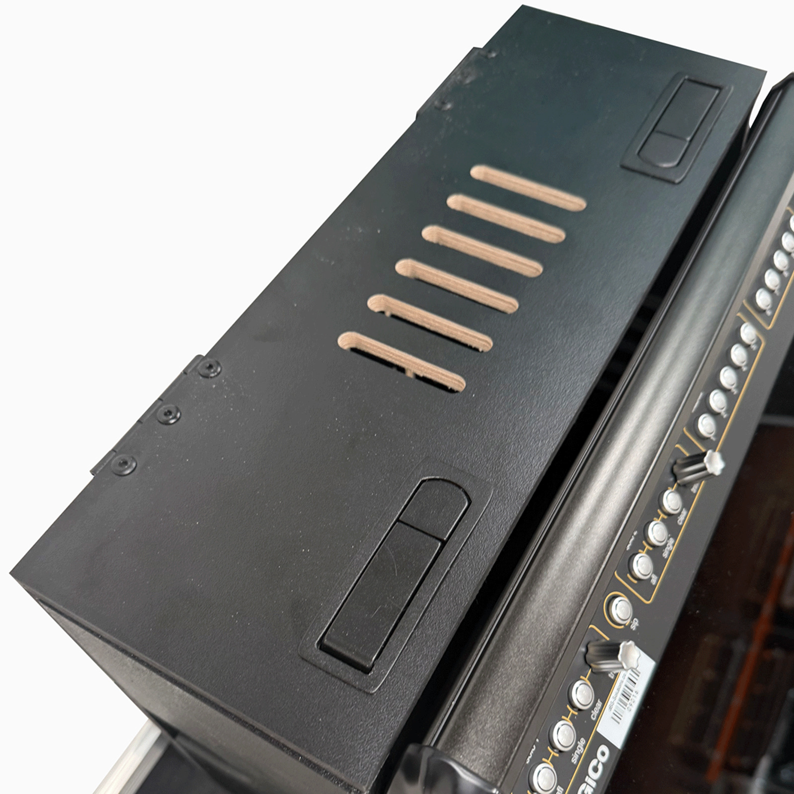 Digico Quantum 112 Flightcase With Dogbox And Castors